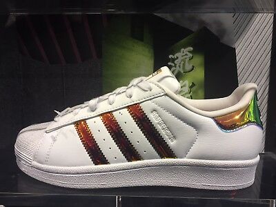 superstar iridescent femme