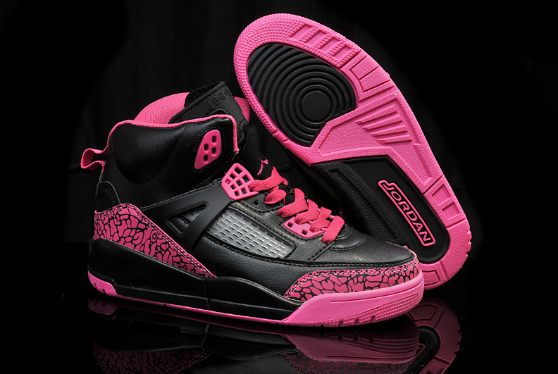 chaussure jordan grise