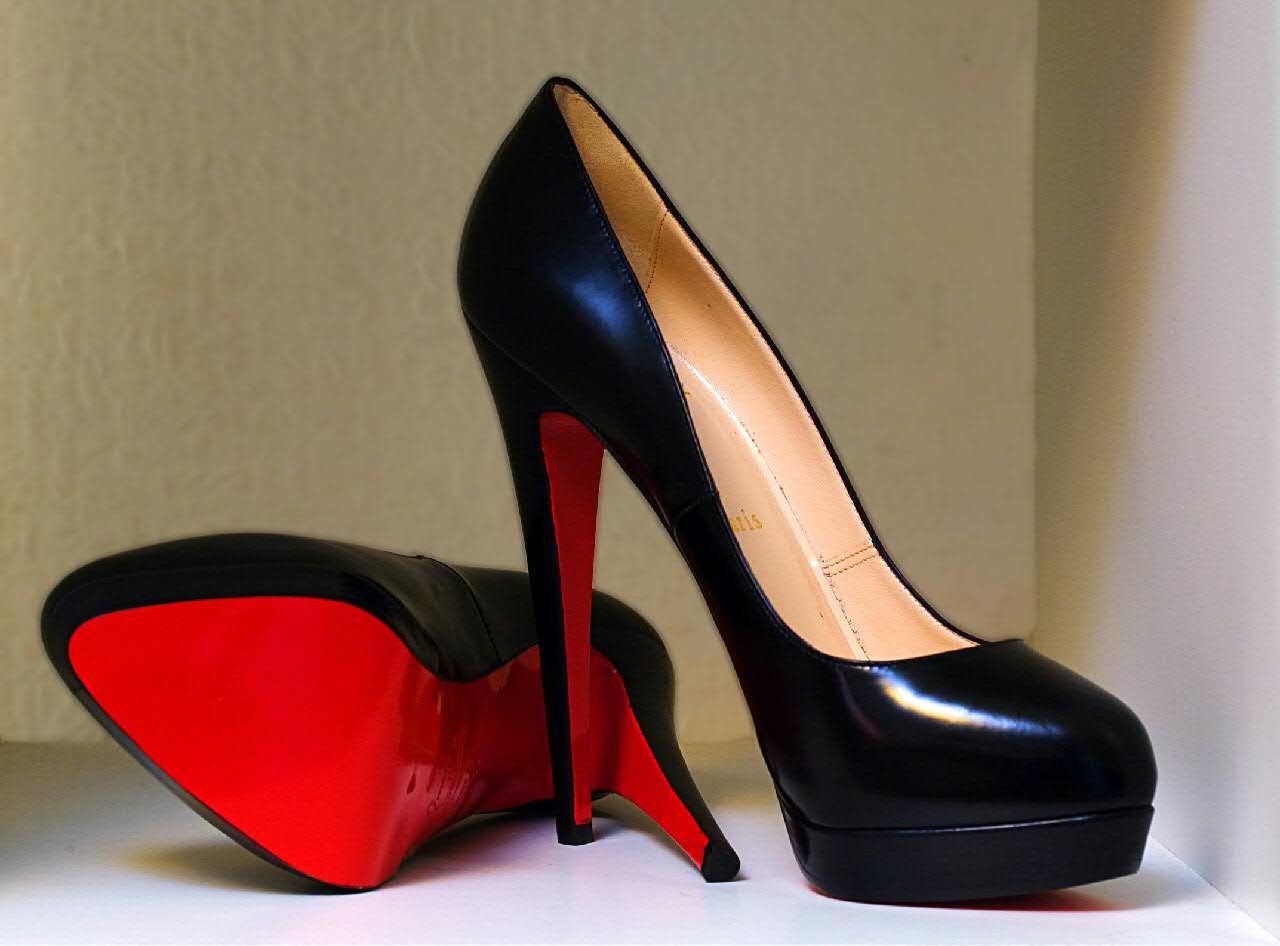 soulier louboutin prix
