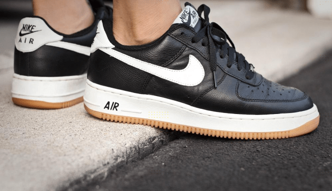 nike air force 1 courir